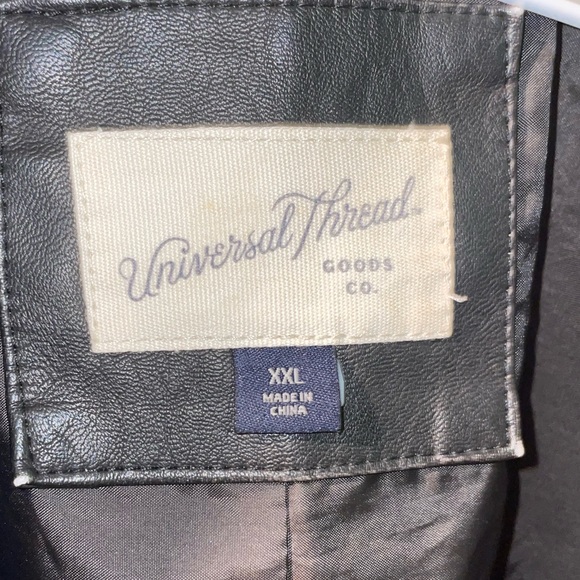 leather jacket from universal thread! - Picture 3 of 3